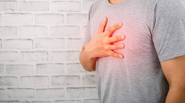 Hati-hati! Ternyata 7 Kebiasaan Malam ini Tanpa Sadar Bisa Bikin Jantungmu Rusak