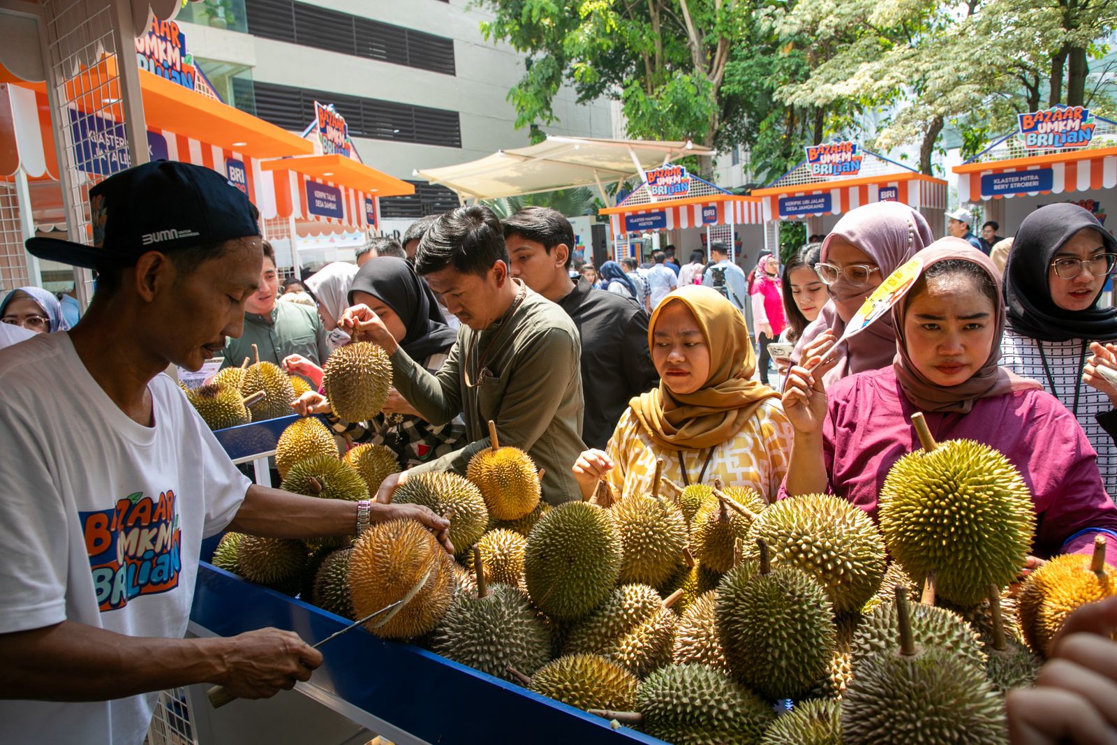 Semringahnya Petani Durian di Pekalongan Berkat Pemberdayaan BRI