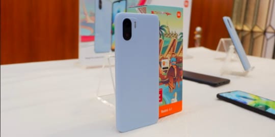 Redmi A2 Dibekali Dukungan Fast Charging 10 Watt Melalui Port Micro USB, Harga Tak Bikin Kantong Bolong