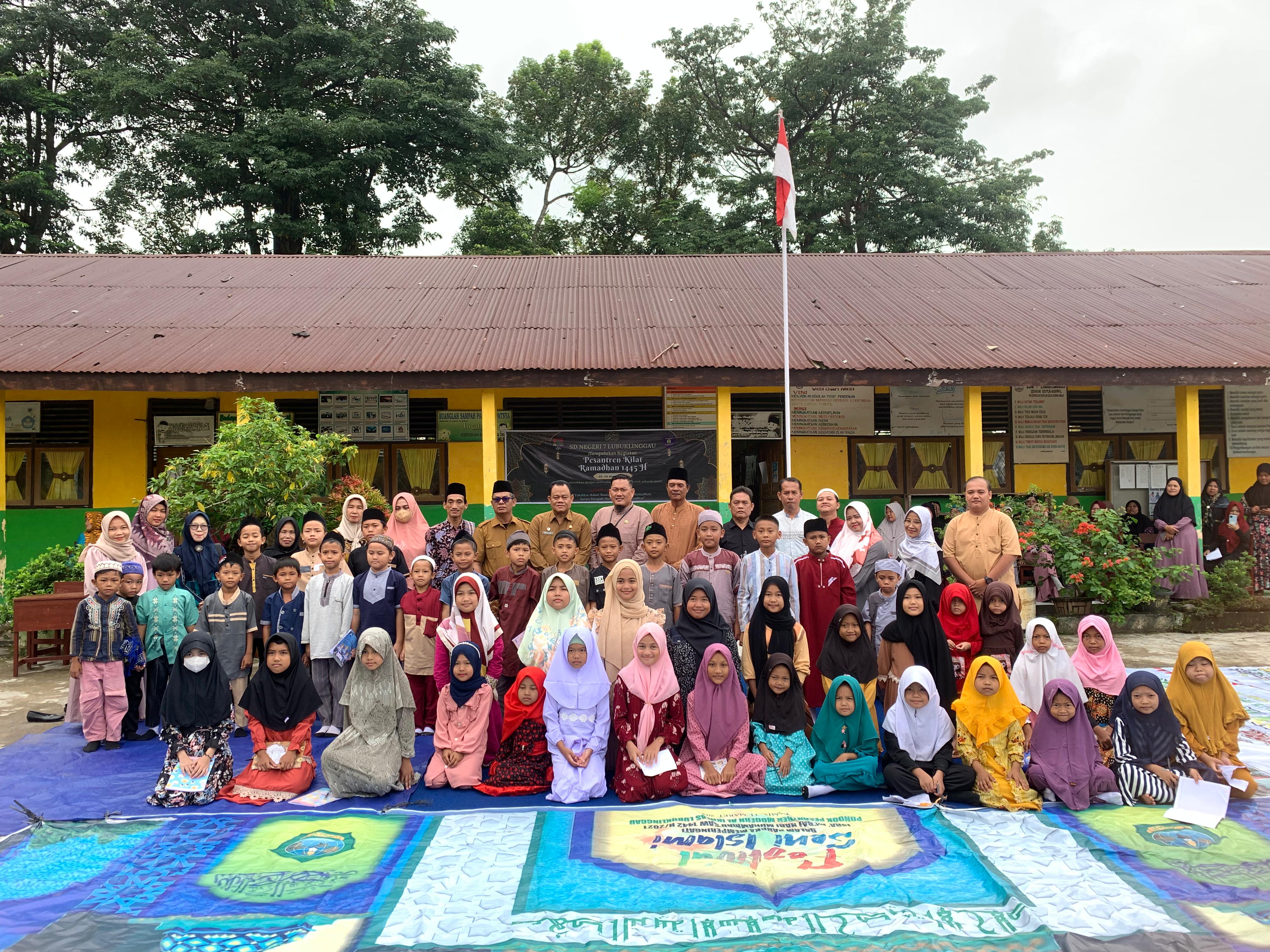 Sekolah Memfasilitasi, Murid Gelar Pesantren Ramadan