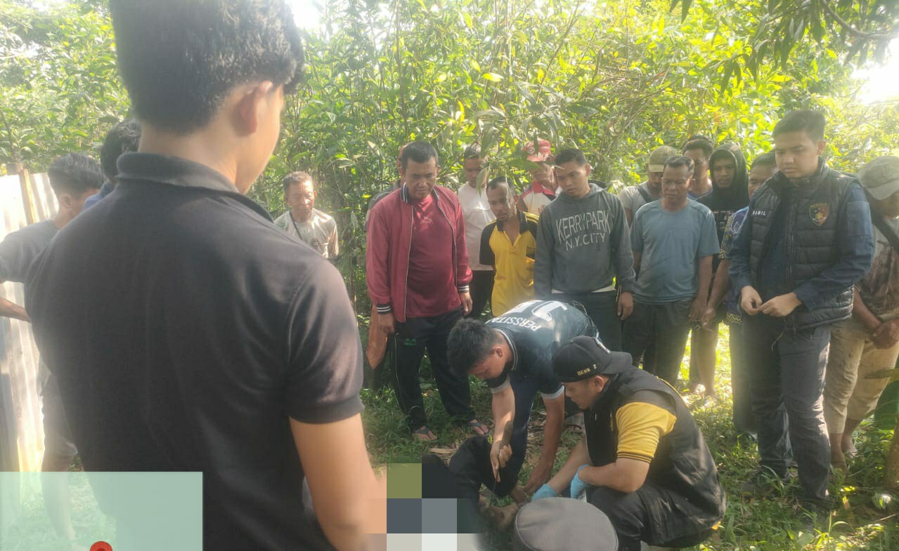 Penemuan Mayat Gantung Diri di Desa Bakung Ogan Ilir, Polsek Indralaya Olah TKP