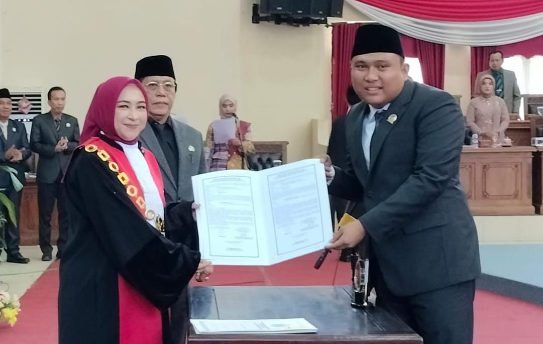 Sisihkan Kader Gerindra Lainnya, Jabat Ketua DPRD Banyuasin