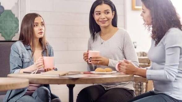 3 Tanda Kepribadian Seseoang yang Susah Menerima Pujian