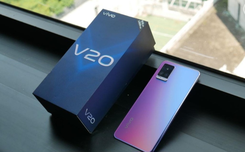 Vivo V20: Tawarkan Layar 6.44 Inci dengan Kamera Utama 64 MP