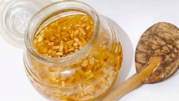 Resep Membuat Minyak Ayam Enak nan Gurih untuk Mie Ayam