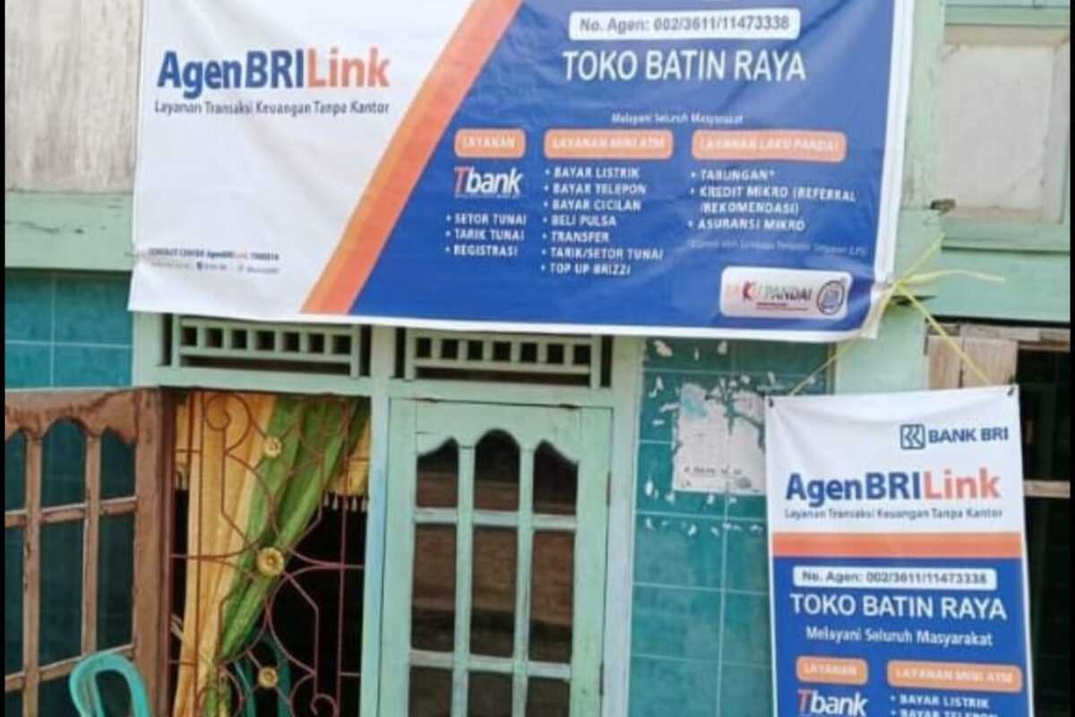 Agen BRILink Jemput Bola, Datangi Penerima PKH Cairkan Bantuan