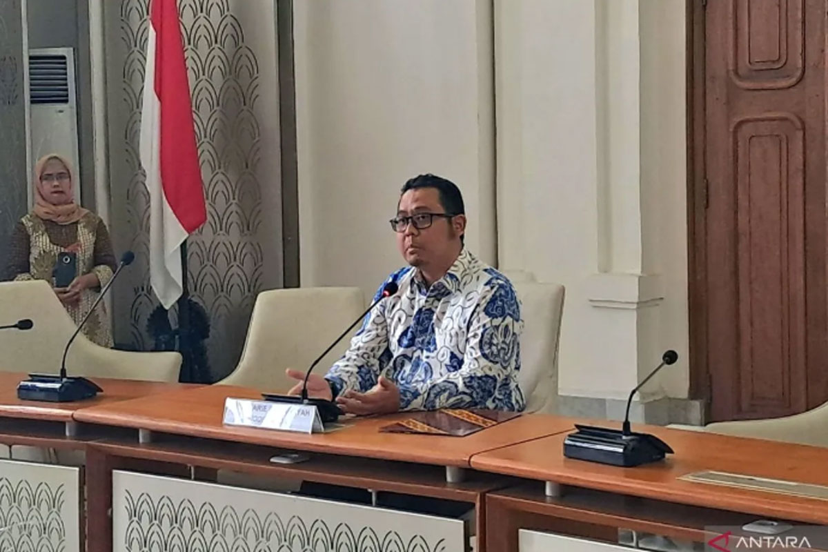 Disertasi Bahlil Lahadalia Diperbaiki, Promotor cs Disanksi UI