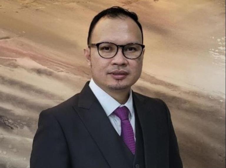 Hendarsam, Putra Keturunan Muaradua Aji OKUS Dilantik  Menjabat Dirjen Imigrasi