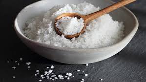 7 Manfaat Garam Laut untuk Kecantikan, Bisa Menghilangkan Jerawat