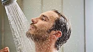 Ini Manfaat Mandi Pagi Dengan Air Dingin