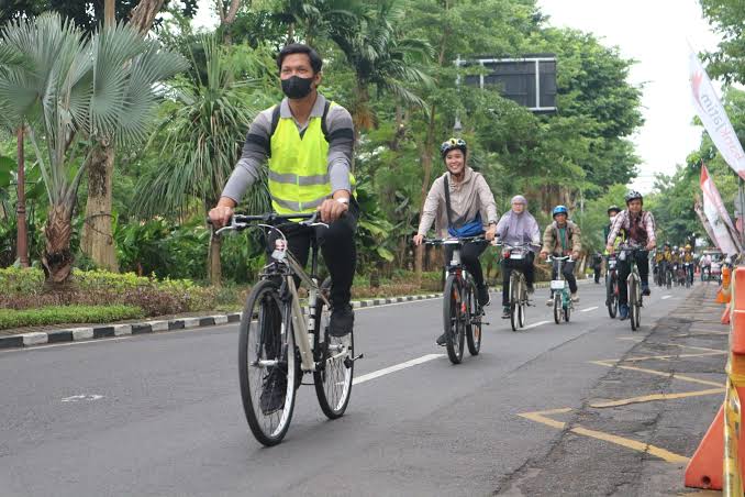 12 Manfaat Bersepeda untuk Kesehatan, Apa Saja? 