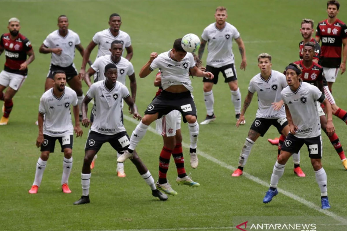 Bentrok Massal Antara 2 Tim di Final, 23 Pemain Di-kartu Merah