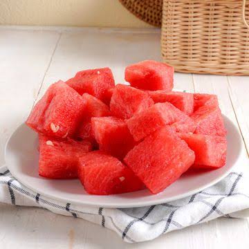 8 Tips Menyimpan Semangka Potong agar Tetap Segar dan Tidak Bau
