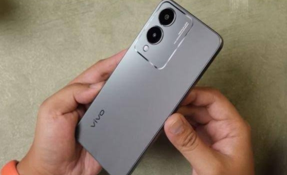 Vivo Y17s, Smartphone Entry Level yang Mumpuni untuk Sehari-hari