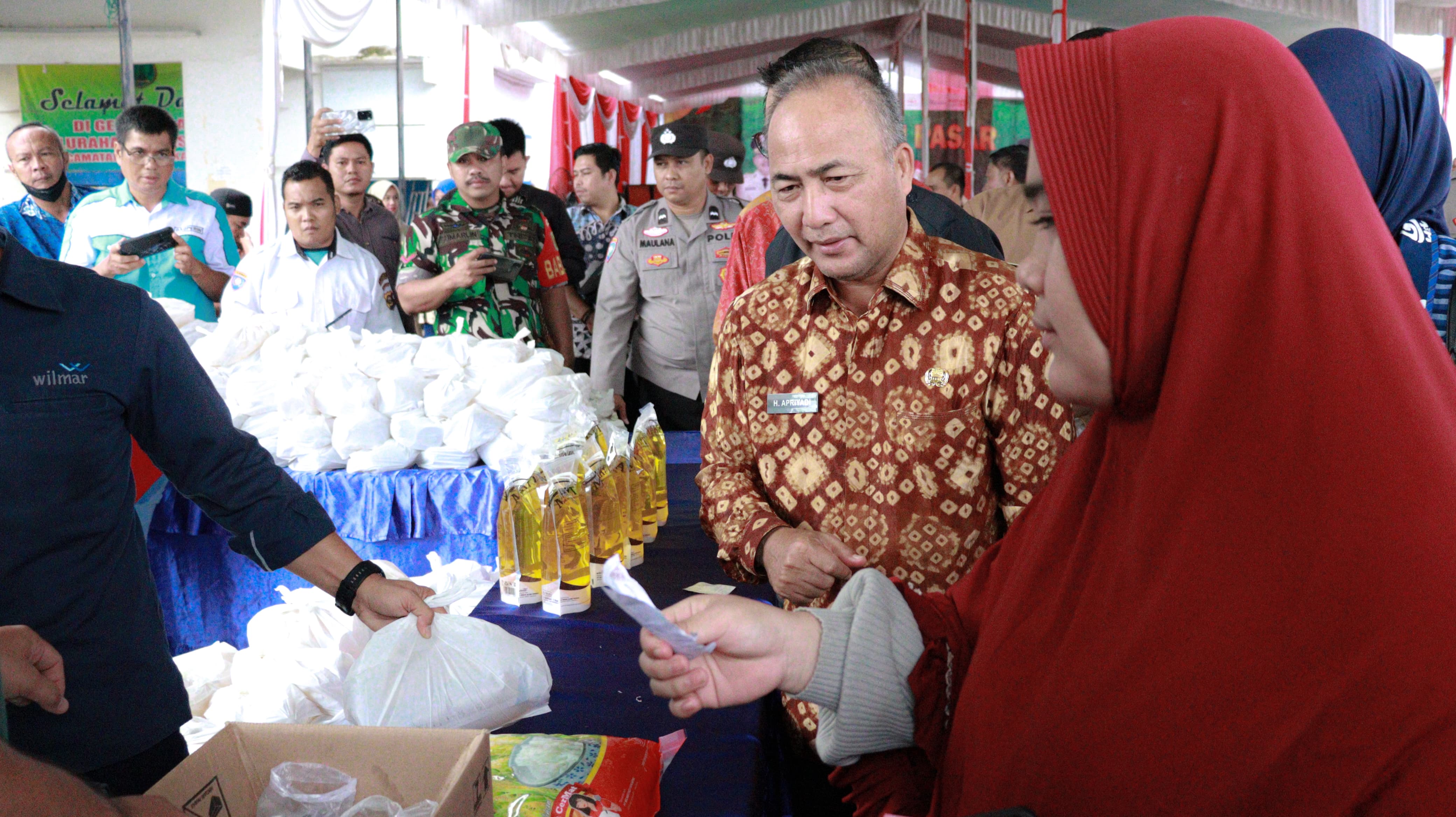 Pemkab Muba Gelar Operasi Pasar, Paket Sembako Dijual Rp91.500