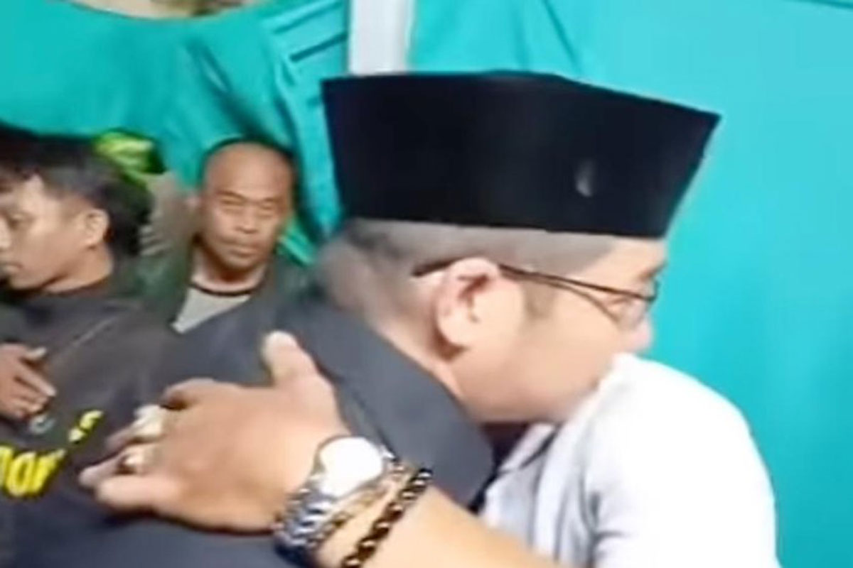 Pasha Ungu Melayat ke Rumah Duka Affan Kurniawan yang  Ditabrak Rantis Brimob