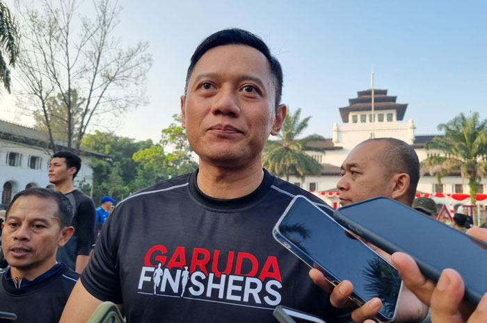 Kunjungi Bandung, AHY Kampanye Lari Pagi