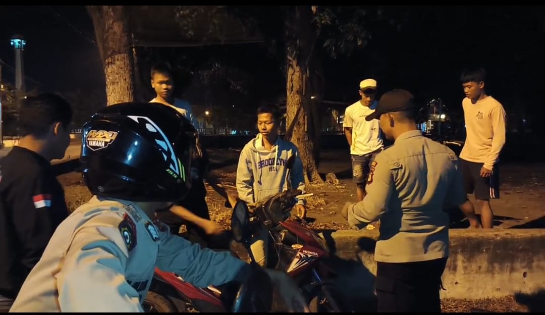Polsek Tanjung Batu Patroli  Daerah Rawan Kriminalitas