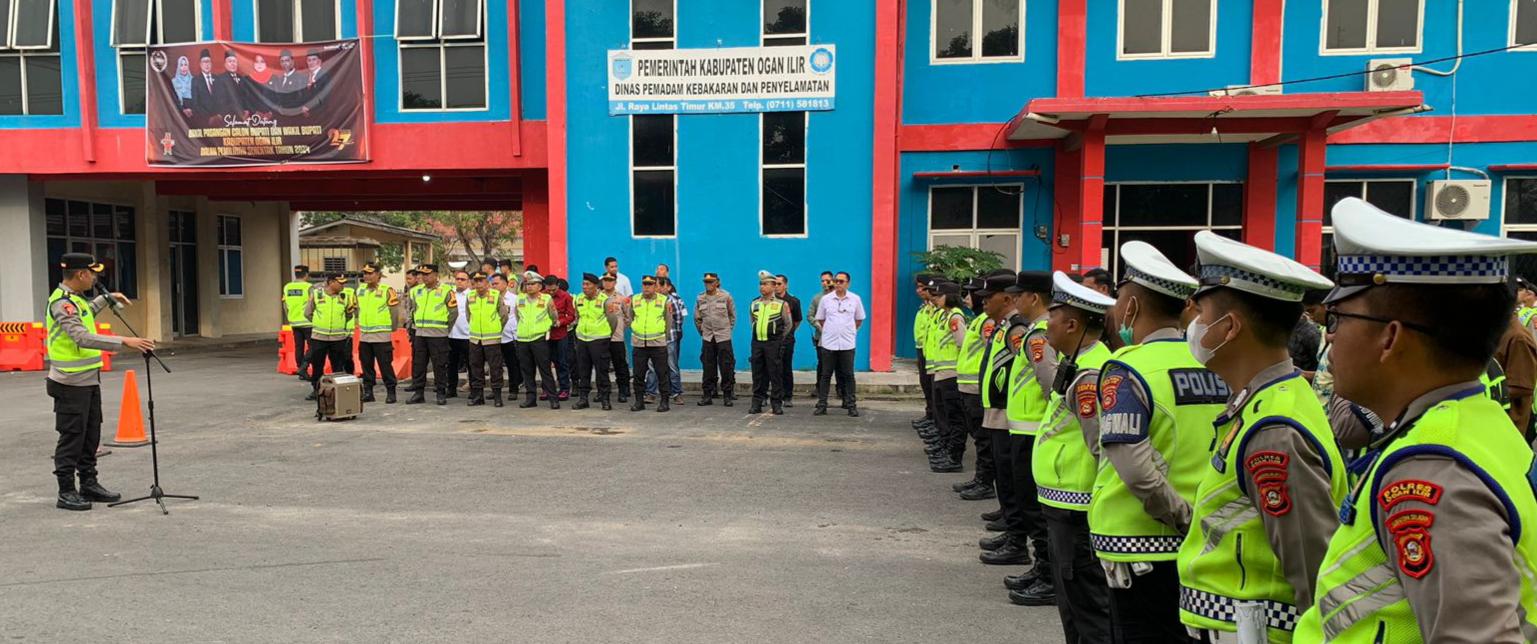 Kapolres Ogan Ilir Pimpin Apel dan Cek Lokasi Pendaftaran Cabup-Cawabup di KPUO