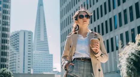 4 Tanda Perempuan yang Selalu Bangkit Setelah Terjatuh, Bisa Jadi Inspirasi