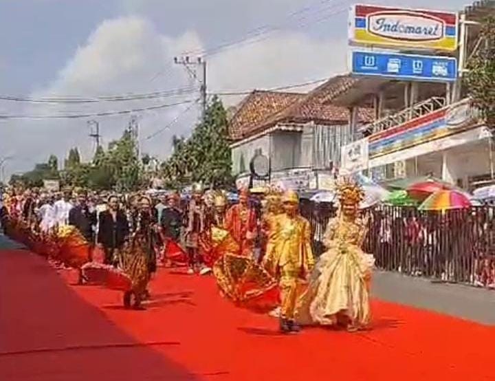 Karnaval Budaya Prabumulih Digelar, Ribuan Warga Tumpek Blek