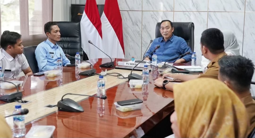 Pj Sekda Dicky Pimpin Rapat Koordinasi Percepatan Program MBG di Tanjung Batu