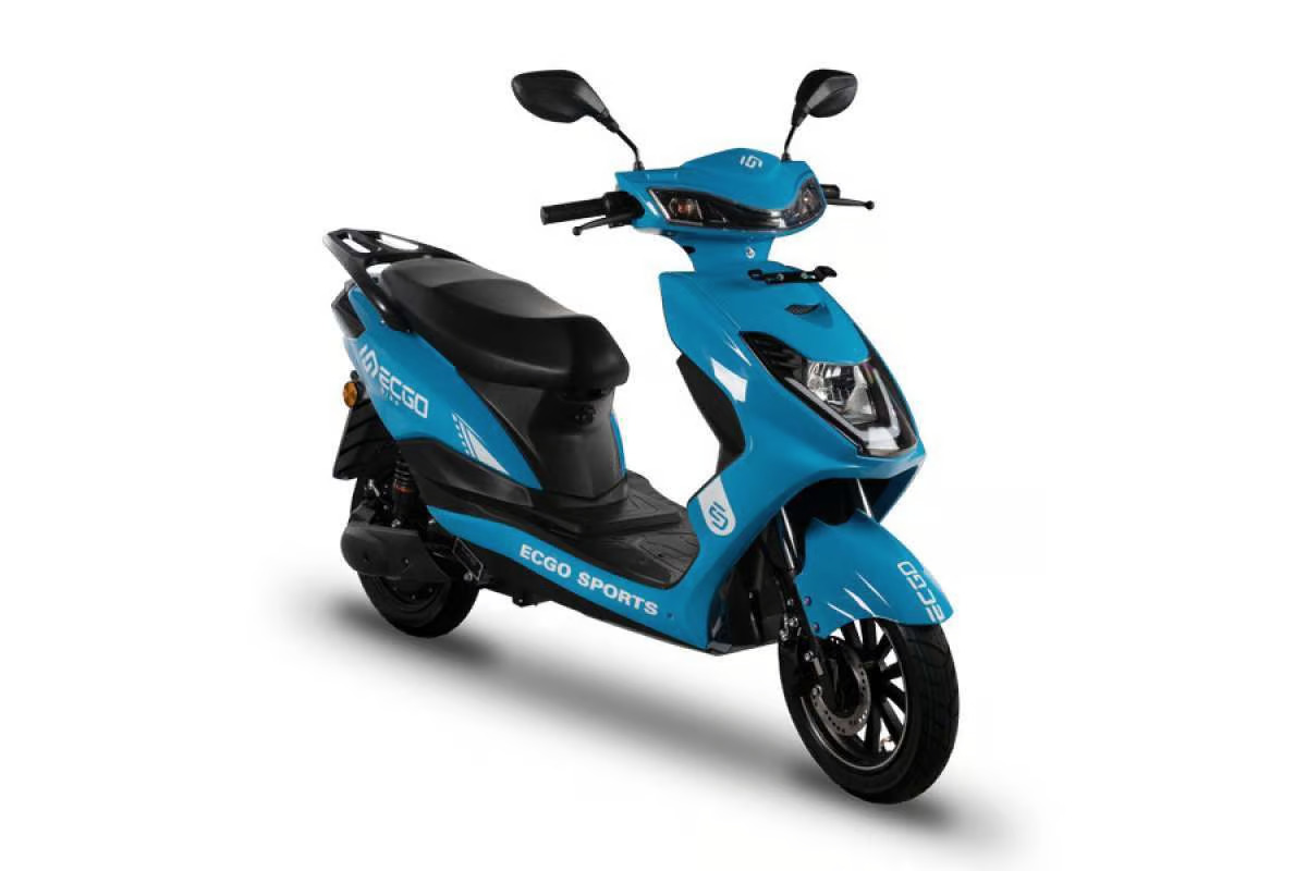 Motor Listrik ECGO 3: Gaya Klasik dan Dilengkapi Banyak Fitur Canggih