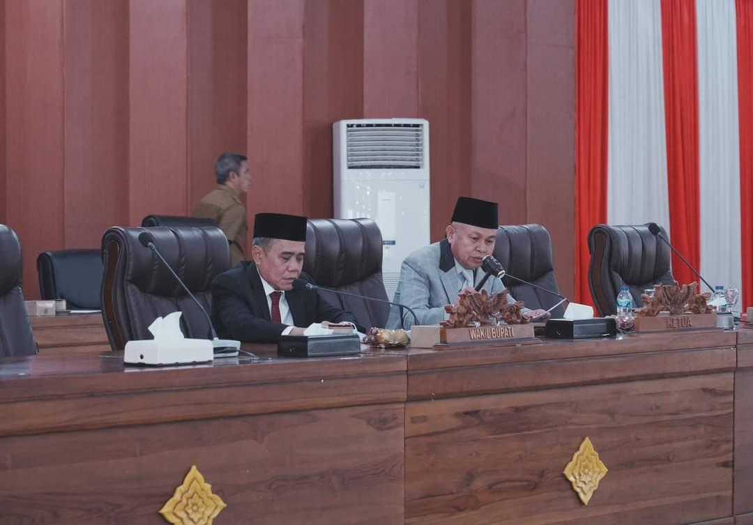 Wabup H. Ardani Hadiri Rapat Paripurna Raperda Perubahan APBD