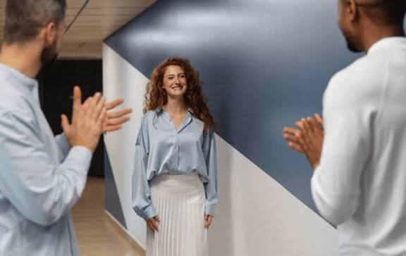 Inilah 4 Zodiak yang Selalu Jadi Pusat Perhatian