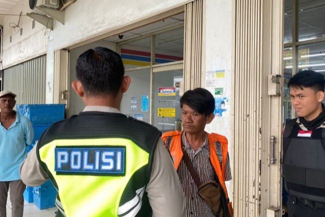 Tukang Parkir di Indomaret Prabumulih Bikin Resah Warga, Polisi Turun ke TKP dan Si Oknum Jukir Ditindak Tegas