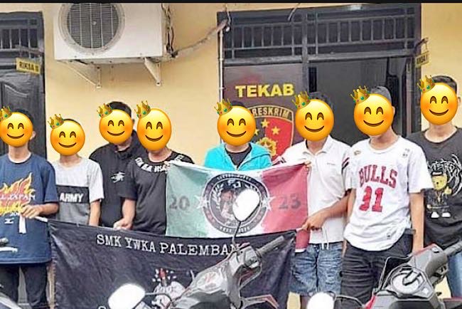 Geng Motor ‘Warung Sungki Ujung’ di Ogan Ilir Meresahkan, Konvoi Bawa Sajam dan Bendera Menguasai Jalan 