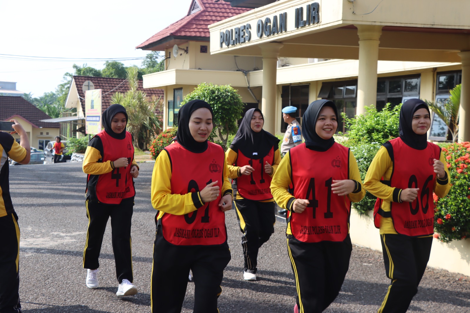 Tingkatkan Kesiapan Fisik Personel, Polres Ogan Ilir Gelar Kesamaptaan Jasmani Berkala