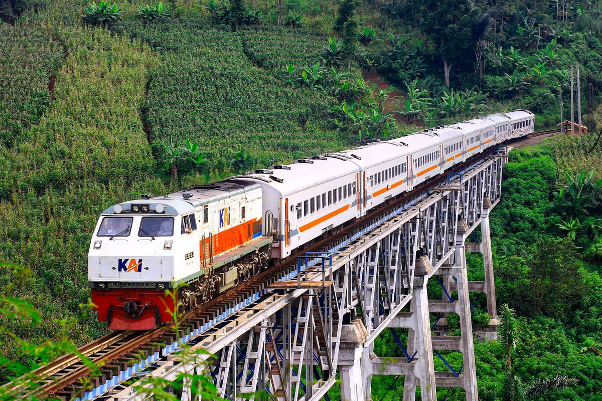 Menteri BUMN Rombak Direksi-Komisaris PT KAI, Mantan Ketum PBNU Jadi Komut