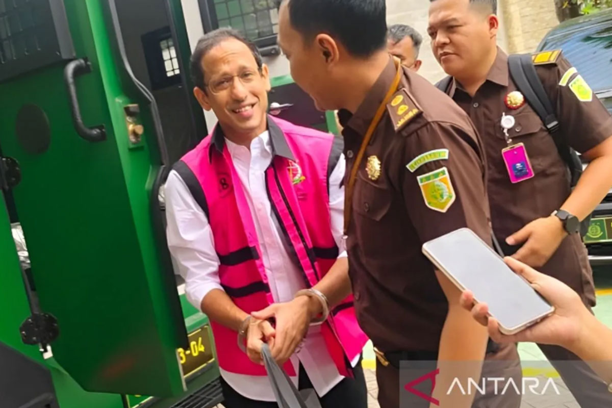 Hari ini Nadiem Makarim cs Jalani Sidang Perdana Kasus Laptop Chromebook