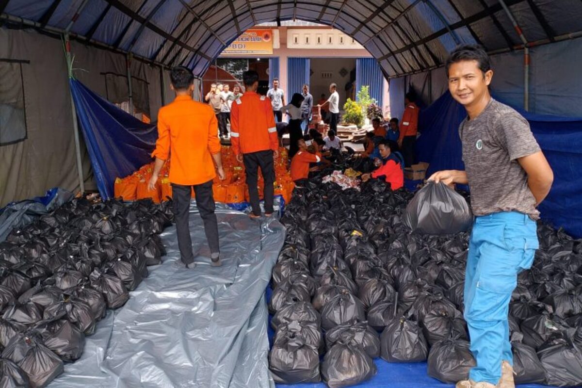 BPBD Muratara Salurkan 850 Paket Sembako untuk Warga Terdampak Banjir
