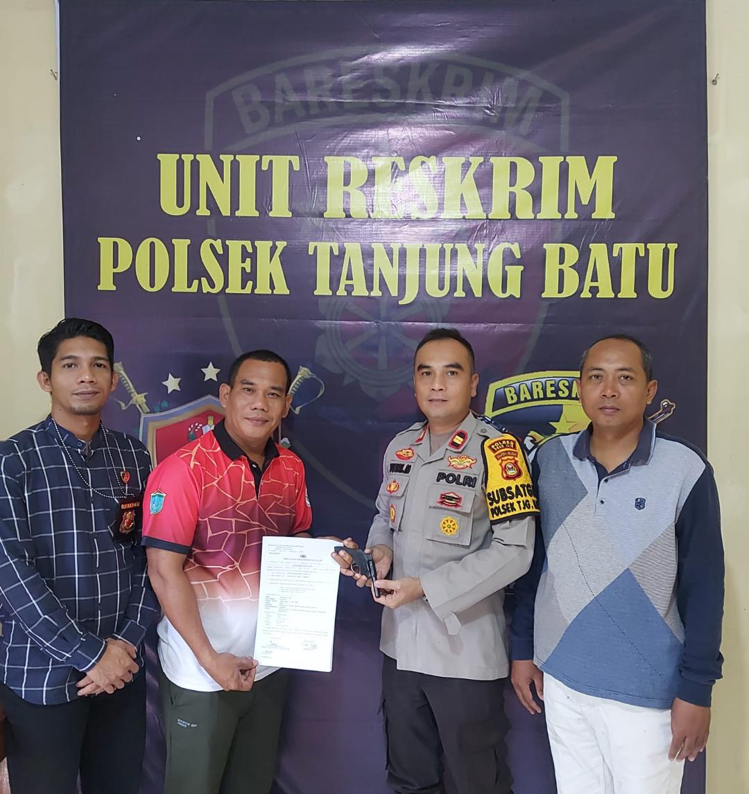 Pendekatan Membuah Hasil Warga Tanjung Batu  Ogan Ilir Serahkan Senpi