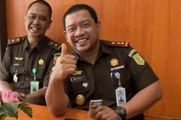 Positif Narkoba, Kajari Madiun Dicopot