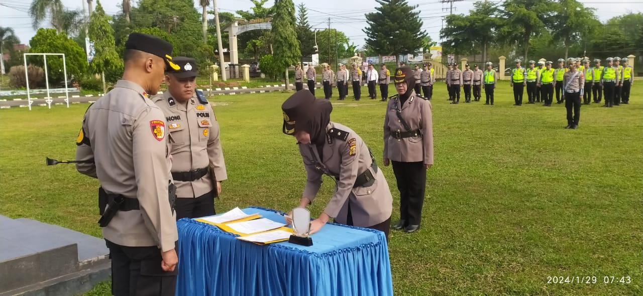 Kabag Ren Polres Ogan Ilir  Kompol Fera Cynthia Diganti Kompol Andem Dewi