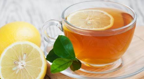 3 Khasiat Rutin Minum Air Teh Campur Lemon, Wanita Wajib Tahu 