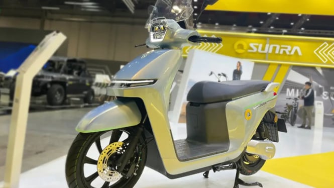 Motor Listrik Sunra L300 Meluncur: Desain Mirip Vespa dengan Performa Istimewa