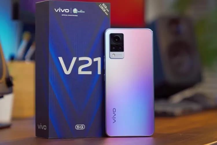 Harga Terbaru Vivo V21, Hp Mid Range Layar Waterdrop dengan Kamera Utama 64 MP