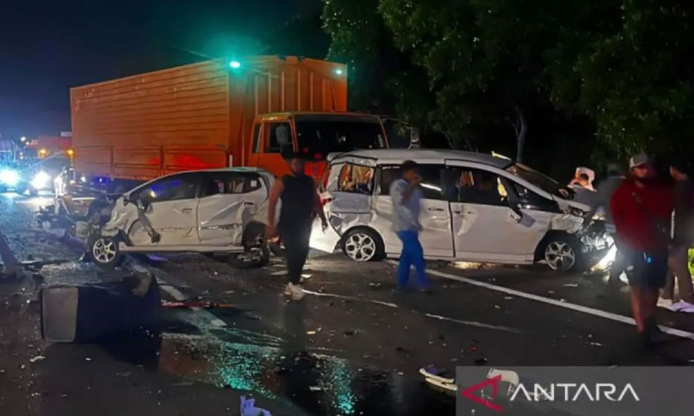 Kecelakaan Beruntun di Tol Cipularang Terjadi, 2 Penumpang Meninggal