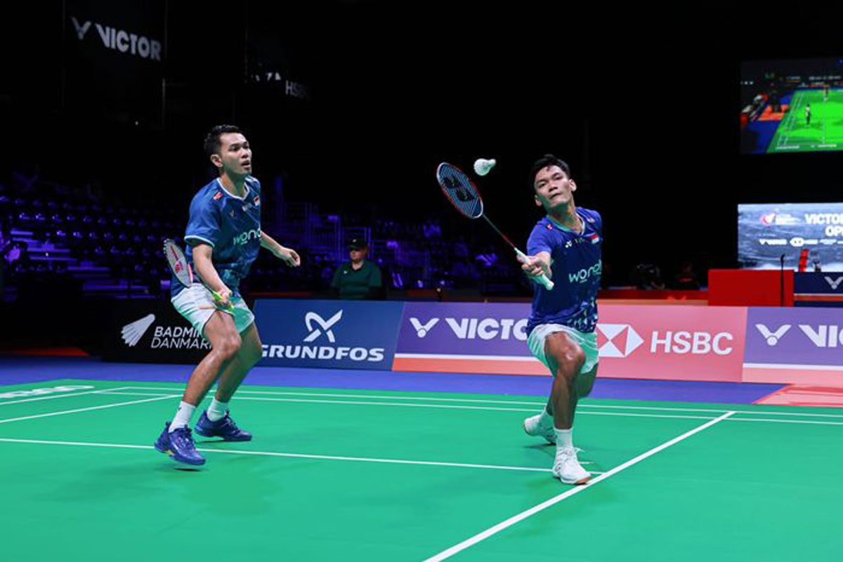 Tumbangkan Wakil Tuan Rumah, Fajar/Fikri Melaju ke Perempat Final Denmark Open 2025