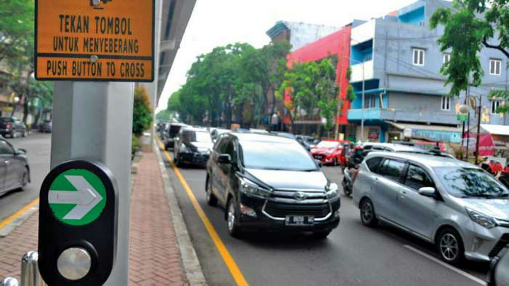 Tombol Penyeberangan di Cinde Palembang Hanya Jadi Pajangan, Tak Termanfaatkan dengan Baik Pengguna Jalan 