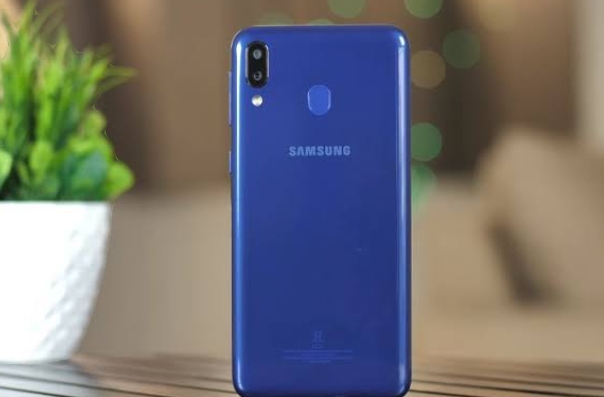 Samsung Galaxy M20, Hp Mid Range yang Punya Spesifikasi Mumpuni 