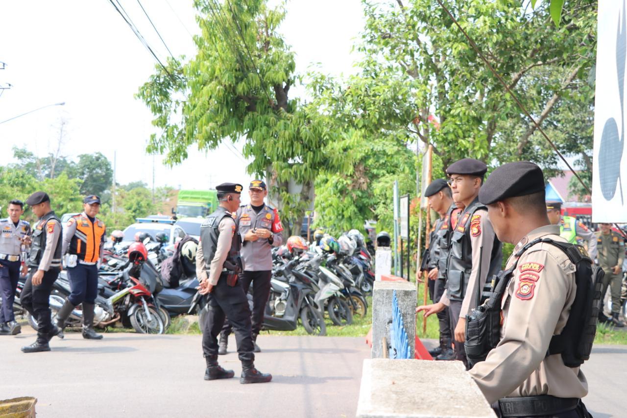 Polres Ogan Ilir Lakukan Pengamanan Pengundian Nomor Urut Paslon Pilkada 