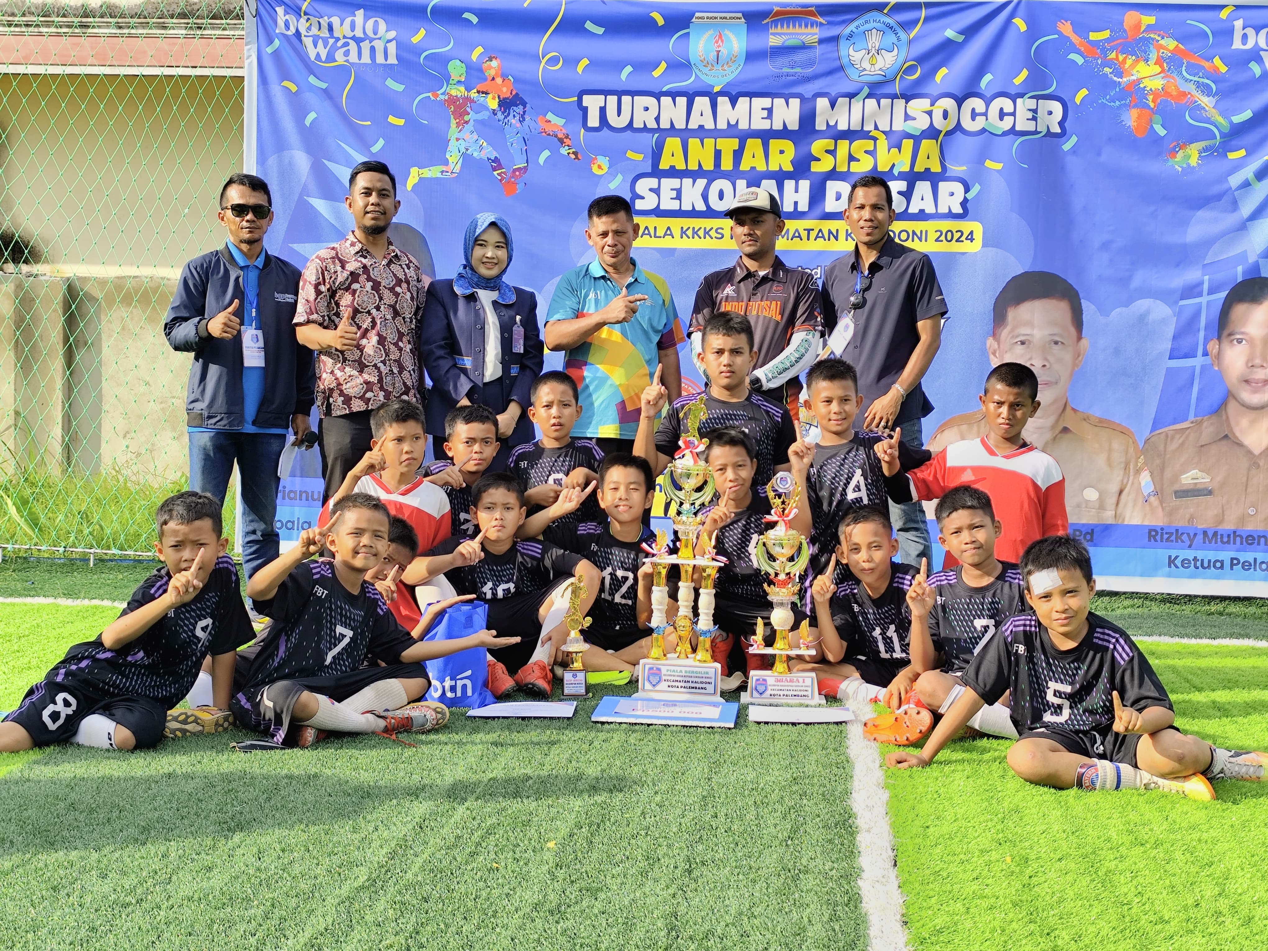 SDN 174 Juara Minisoccer MKKS Cup Kalidoni Palembang