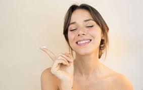 Tak Perlu Skincare Mahal! ini 7 Tips Perawatan Kulit Wajah Glowing Alami Rumahan yang Bikin Wajah Sehat