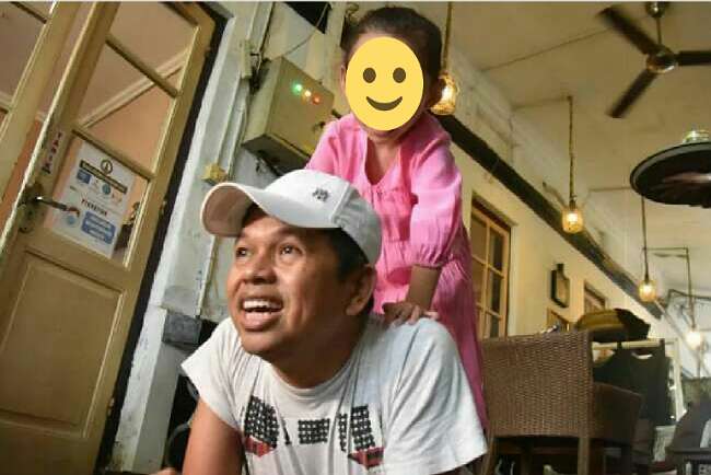 Heboh Bupati Purwakarta Gugat Cerai Dedi Mulyadi, tapi Anggota DPR RI Itu Terlihat Bahagia Bersama Anak