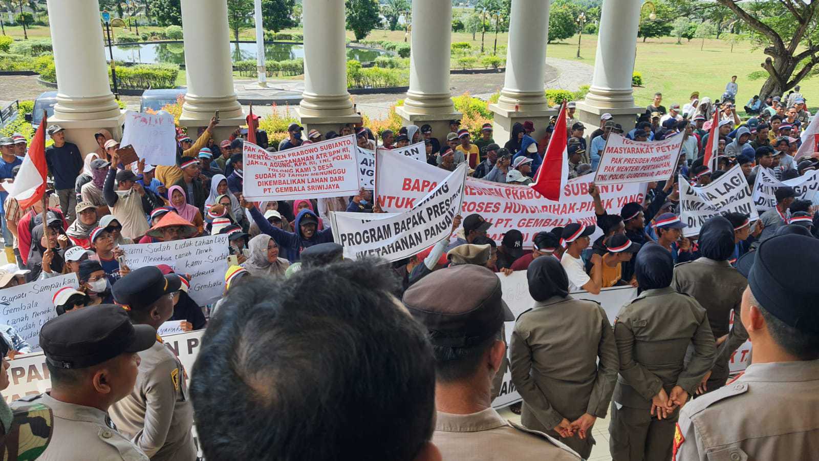 Warga Tiga Desa Demo Di Pemkab Ogan Ilir, Tuntut HGU PT Gembala Tidak Diperpanjang